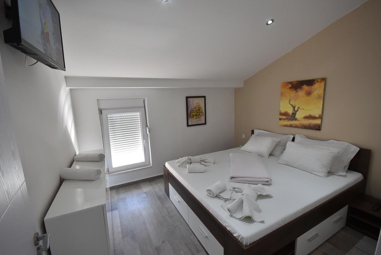 Apartment Aqua Herceg Novi Exteriör bild