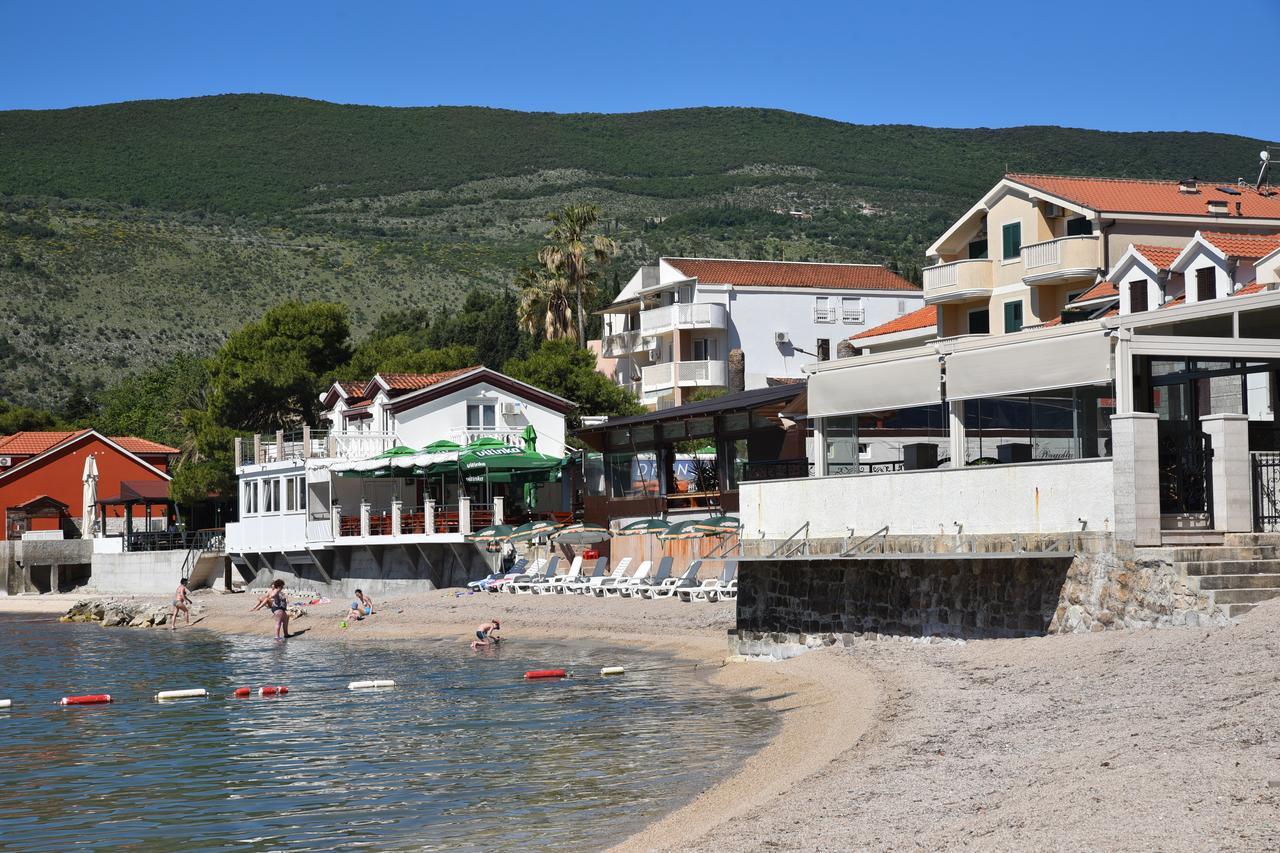 Apartment Aqua Herceg Novi Exteriör bild
