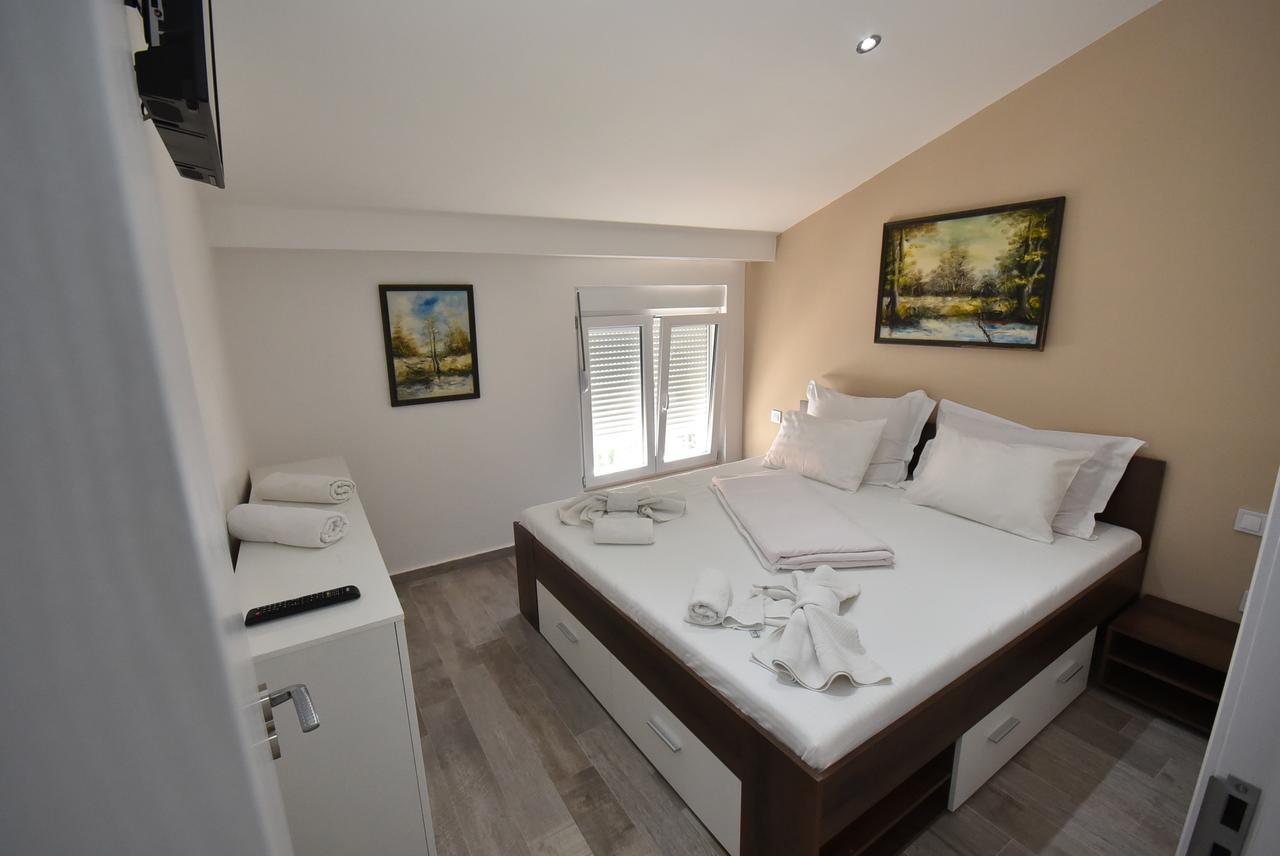 Apartment Aqua Herceg Novi Exteriör bild